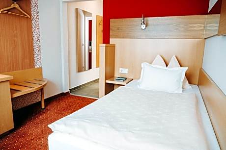 Single Room with Garden View