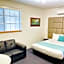 Kinross Inn