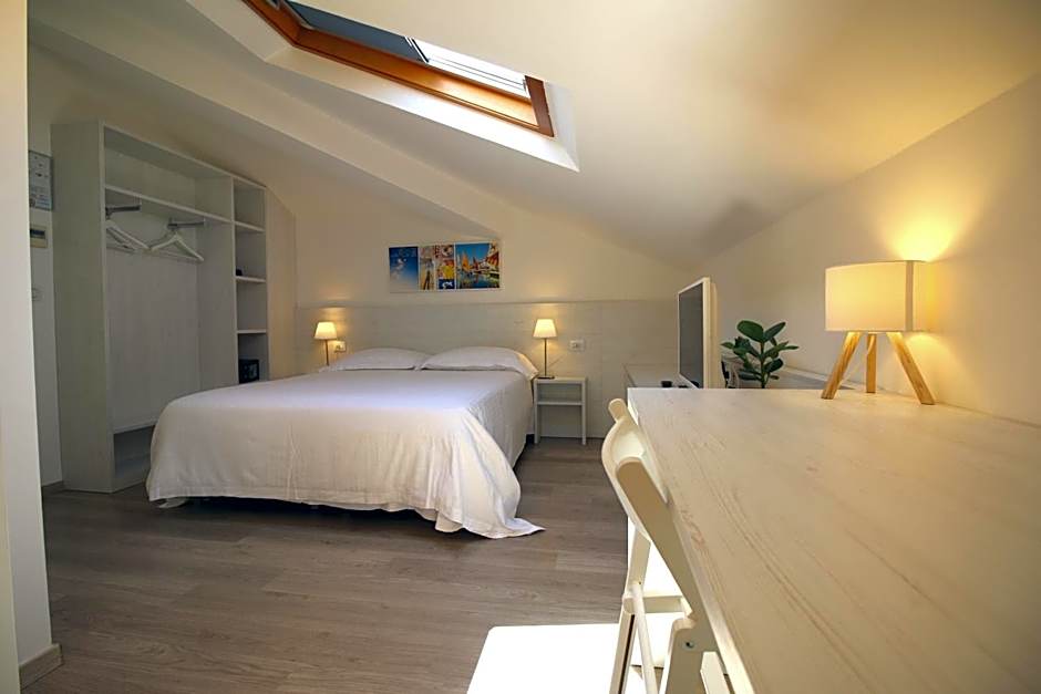 Photo 1 of 9 of Attic