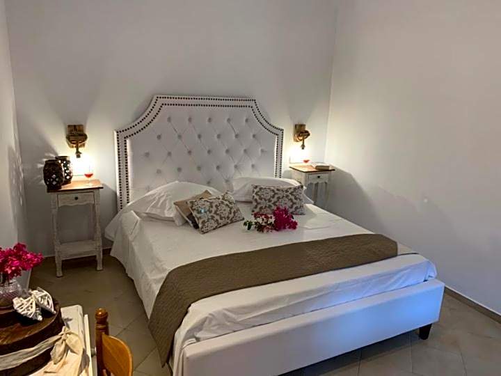 Philoxenia Hotel & Studios