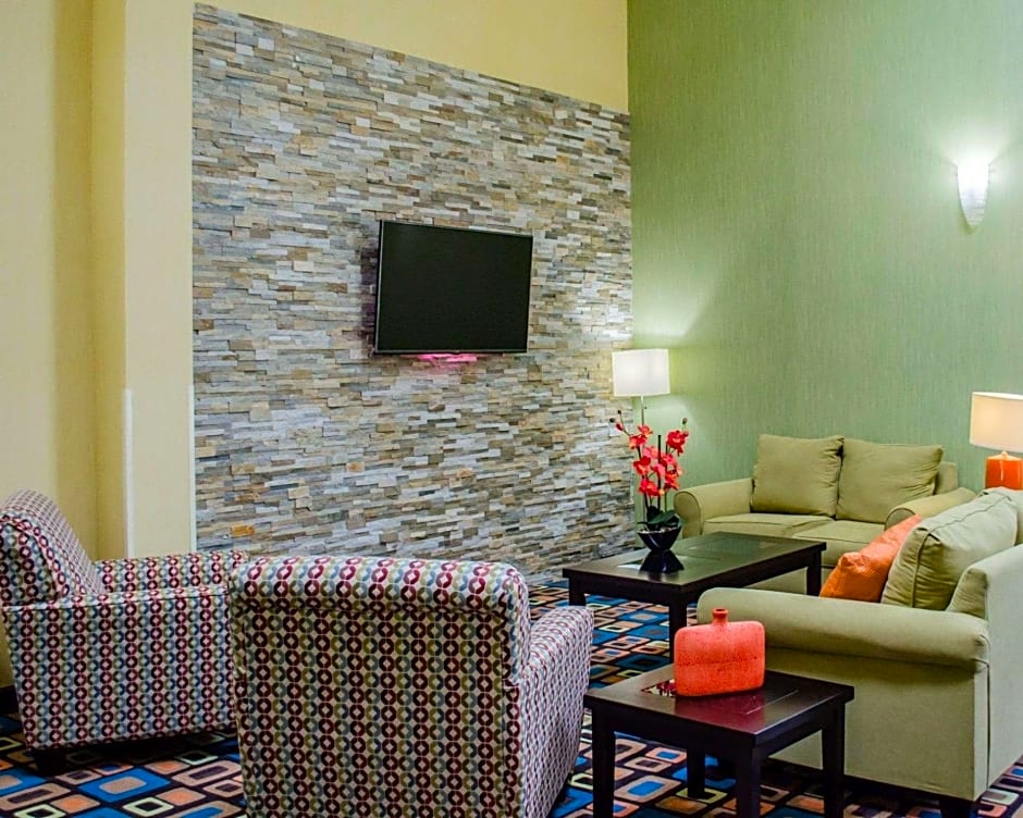 Quality Inn & Suites Medina- Akron West