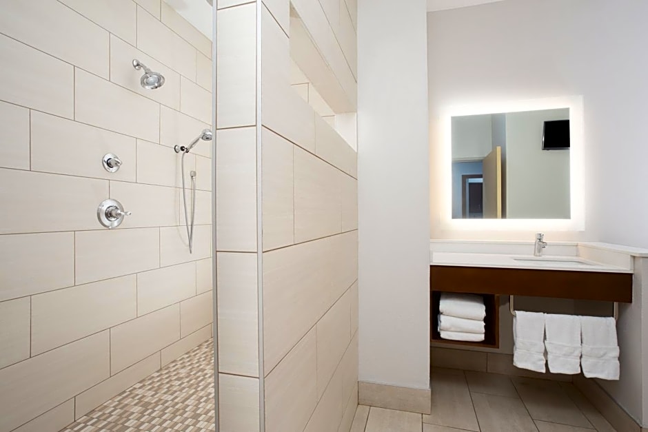 Holiday Inn Express Hotel & Suites Amarillo By IHG