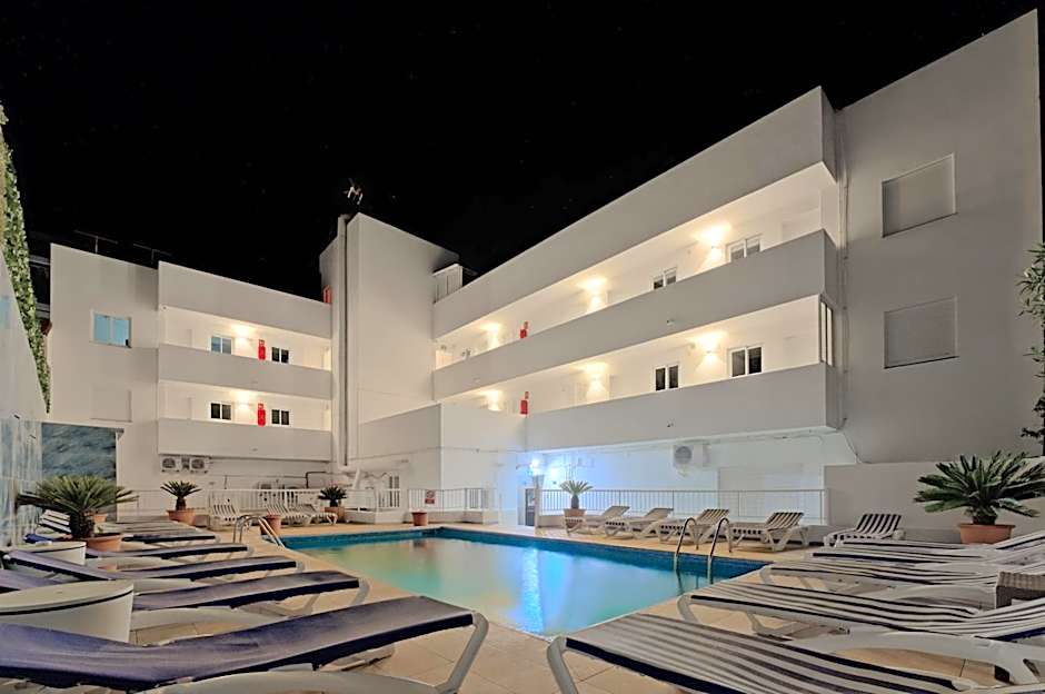 All Suite Ibiza Aparthotel