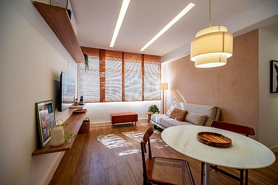 Newly renovated apartment in Leblon