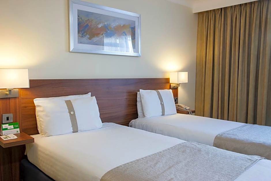Holiday Inn Ashford Central By IHG