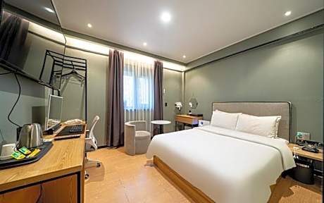 Suwon City Hall Station Jam22