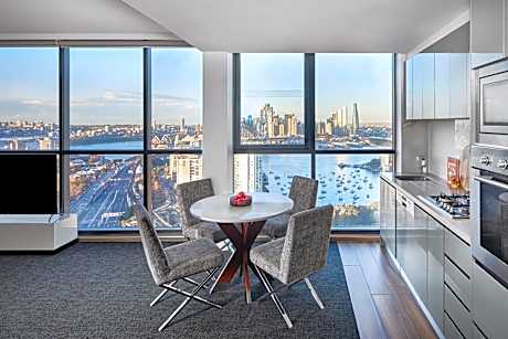 Meriton Suites North Sydney