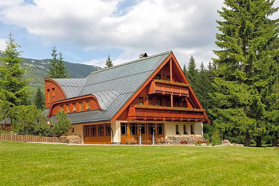 Aparthotel Pod Plání