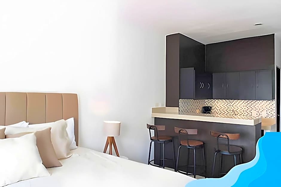 Minimalist Studio with Pool and FREE Scooter