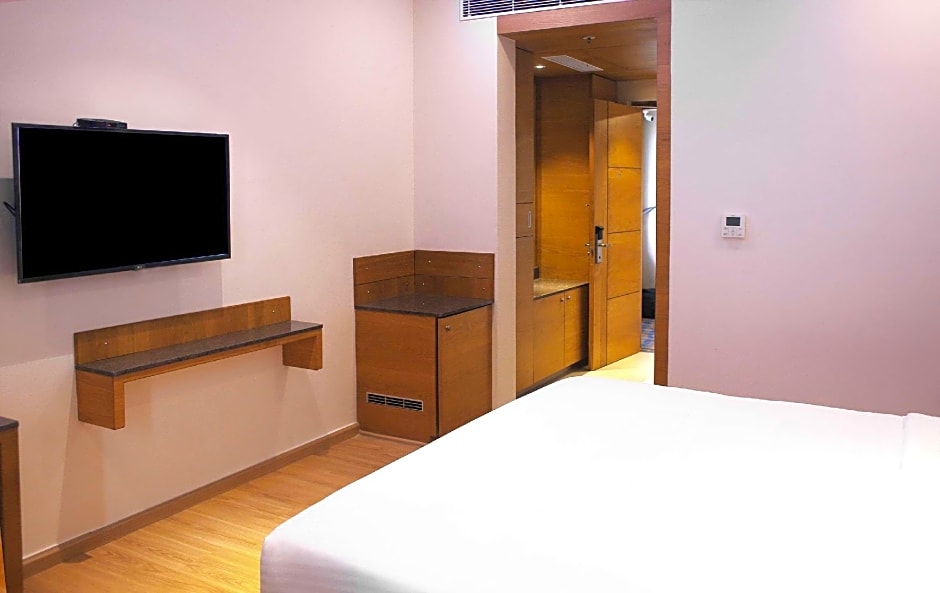 Comfort Inn Kaikaluru