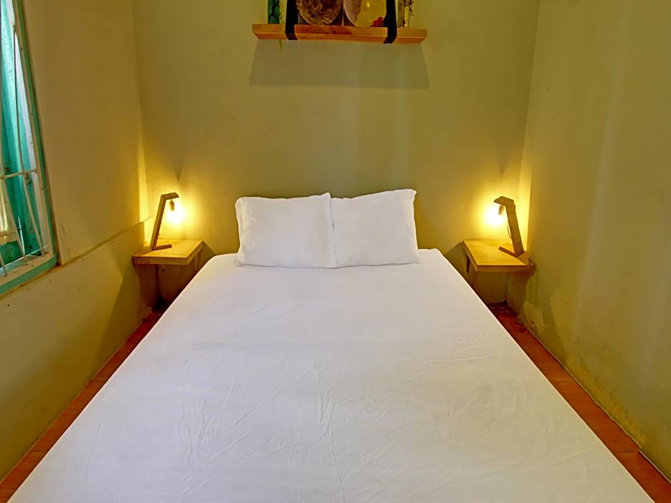 OYO 92825 Kamar Lombok