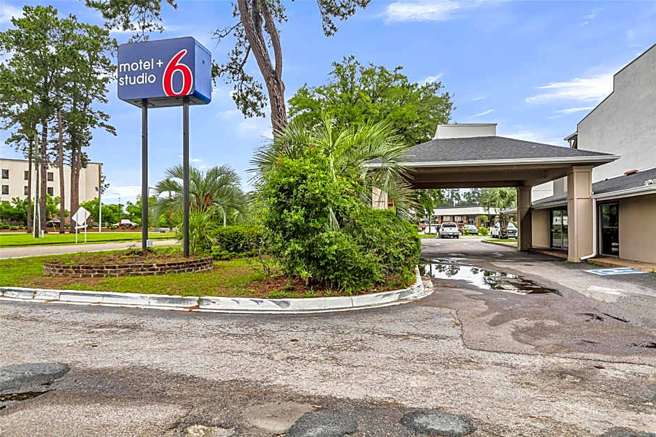 Motel 6 Summerville, SC Charleston