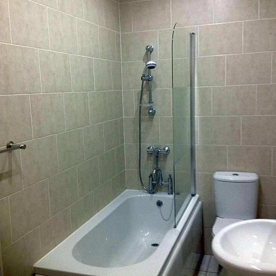 MARLEY MANSIONS APARTMENT - Clarendon