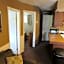 The Lake George Inn