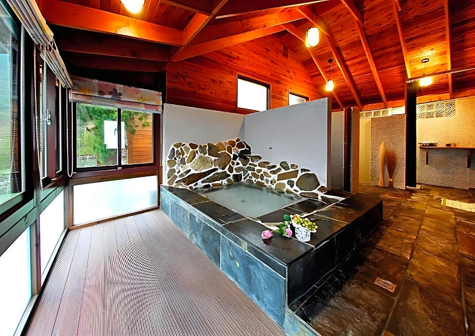 Pinehome Villa