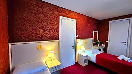 Classic Twin Room