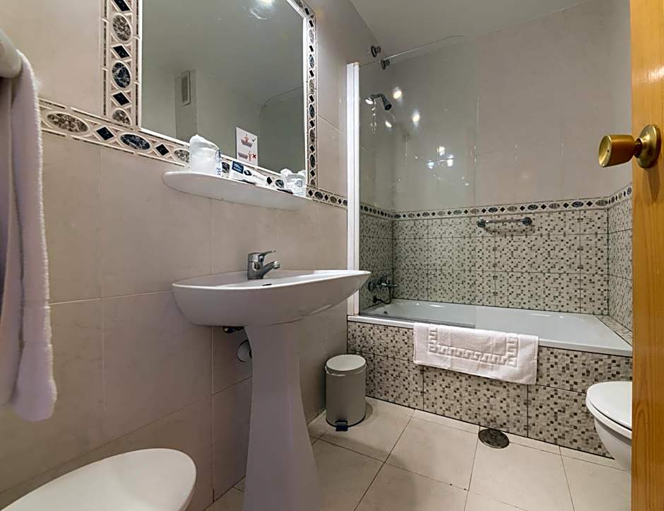 Hotel Torre De Los Guzmanes