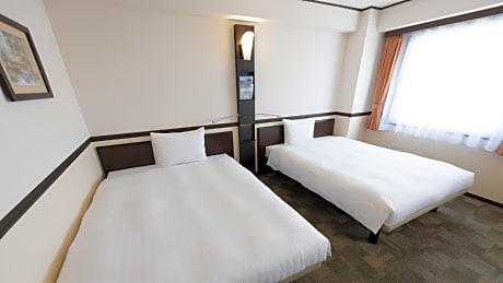 Deluxe Twin Room - Non-Smoking