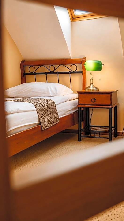Stara Szkoła Boutique Hotel
