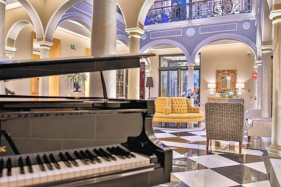 Casa Palacio María Luisa