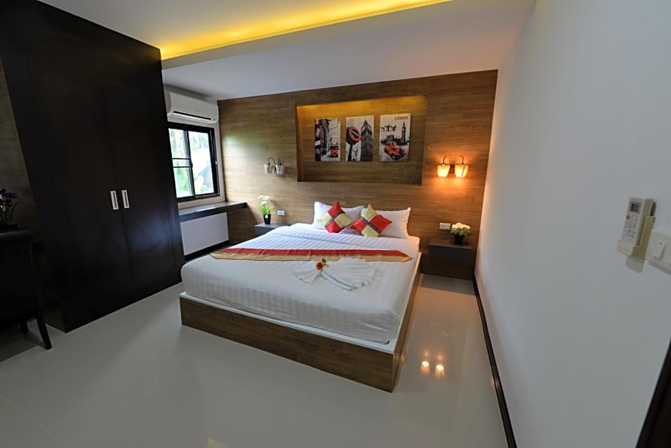 The Room Boutique Hotel