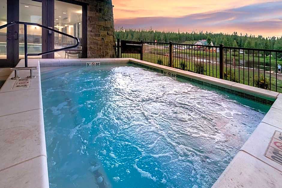 SpringHill Suites by Marriott Island Park Yellowstone