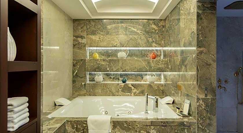 Vittori Palace Hotel and Residences