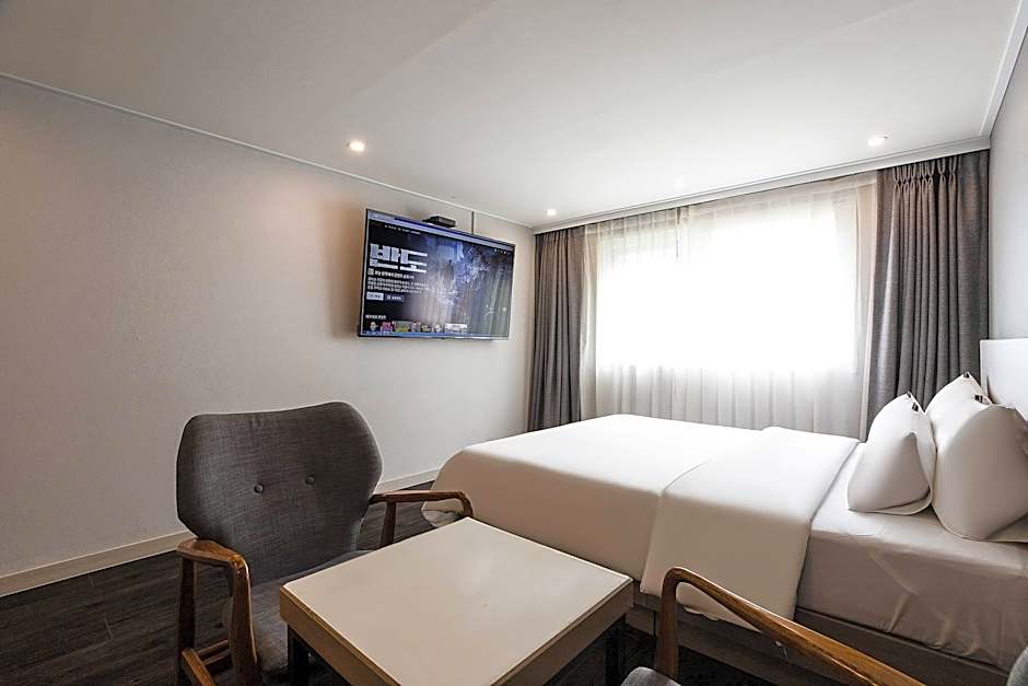 Anyang ILLOWA Hotel