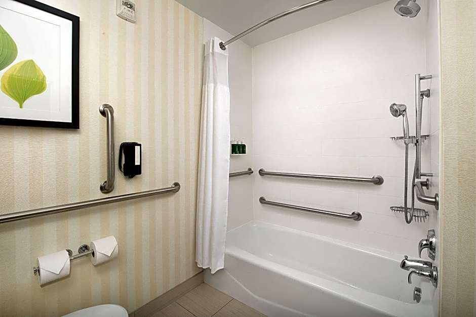 Fairfield Inn & Suites by Marriott Baltimore Bwi Airport