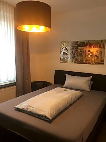 Single Room Hotel