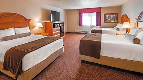 Accessible - 2 Queen, Mobility Accessible, Roll In Shower, Non-Smoking, Full Breakfast
