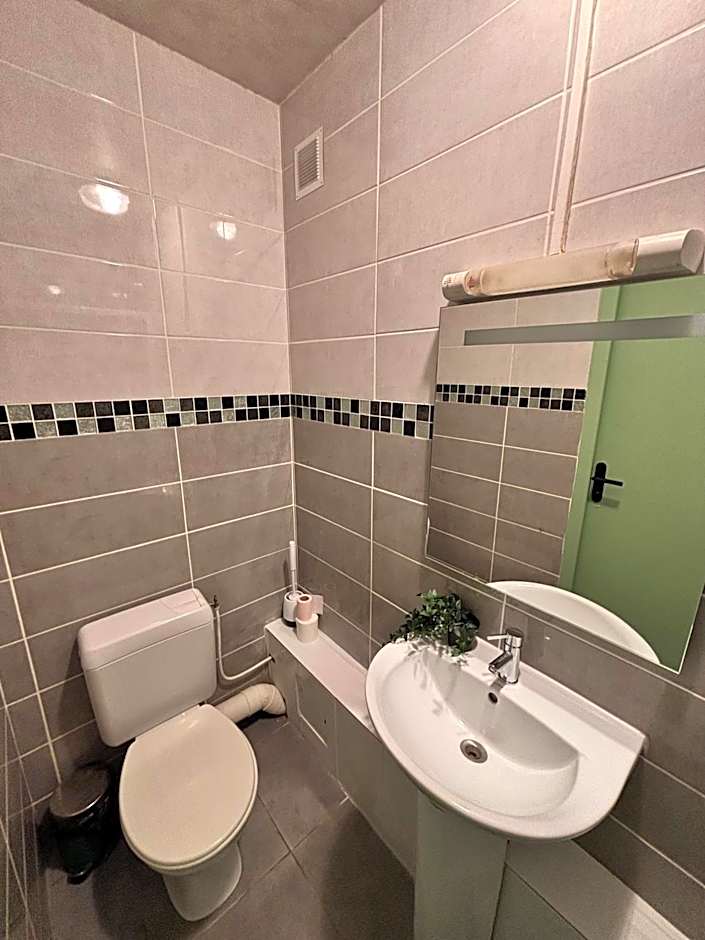 Hotel Orion – Rouen, TX