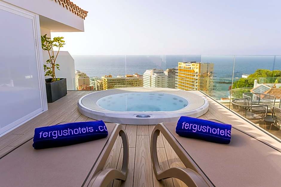 FERGUS Puerto de la Cruz