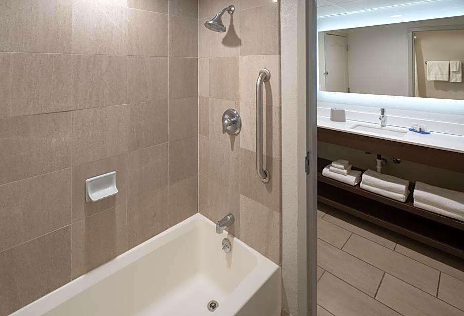Holiday Inn Express Rochester - Greece By IHG