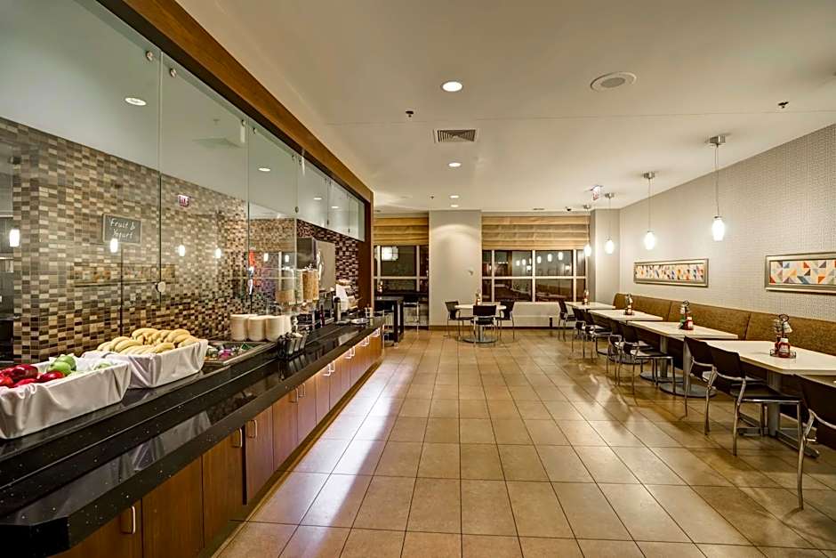 Embassy Suites By Hilton Hotel Chicago Downtown