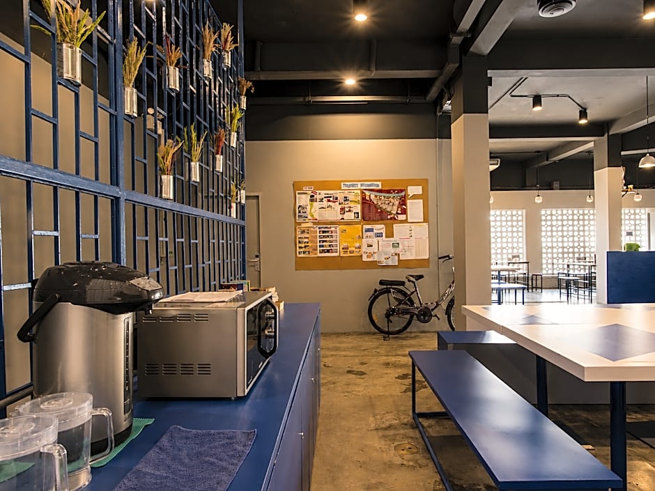 Loftel Station Hostel