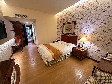 Basic Double Room without Window