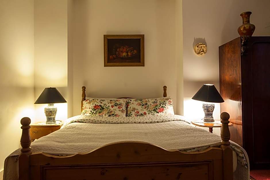 Dawson Place, Juliette's Bed and Breakfast