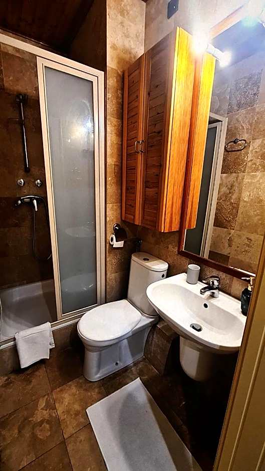 Downtown Apartments with shared kitchen