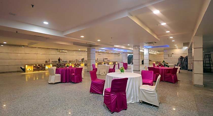 Hotel Krishnam Vrindavan – Near Banke Bihari Temple