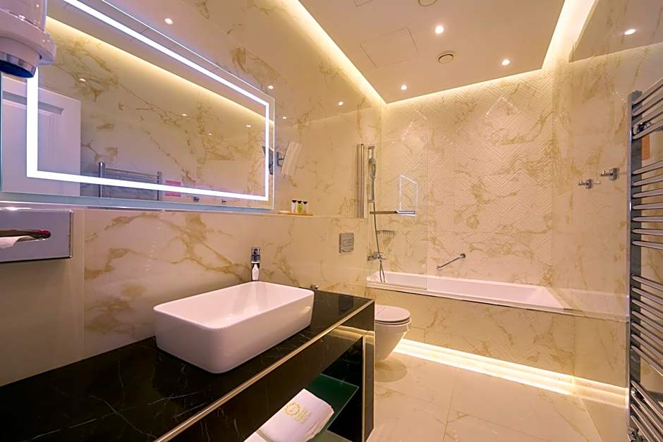 Golden Key Boutique Hotel