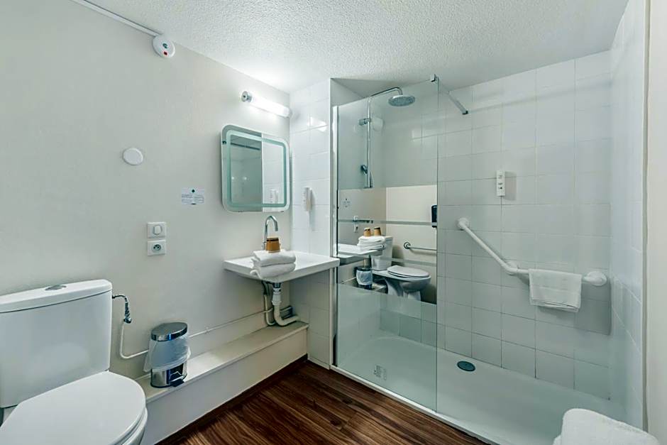 Comfort Hotel Aeroport Lyon St Exupery