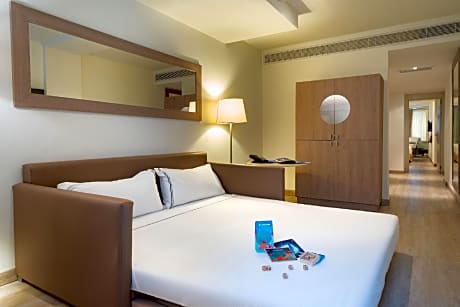 Family Room Sea View With Balcony