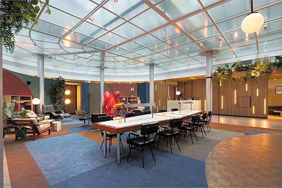 Motto by Hilton Rotterdam Blaak