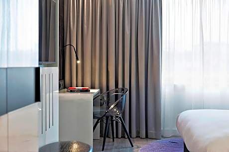 Classic Room, 1 King Bed