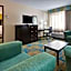 La Quinta Inn & Suites by Wyndham Plattsburgh