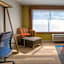 Holiday Inn Express & Suites Tulsa Midtown By IHG