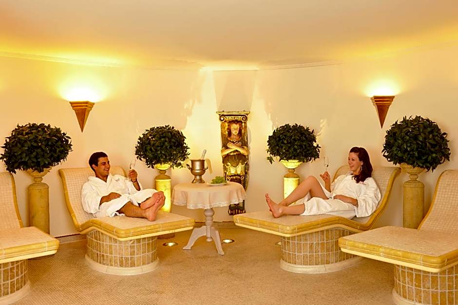 Ski- und Aktivhotel Almhof Rupp