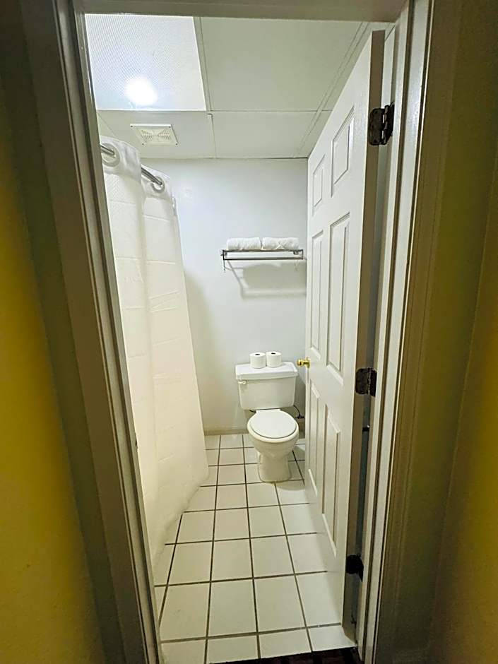 Ozark Inn and Suites