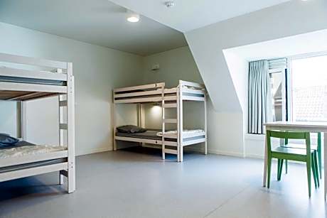4 Bed Dorm Ensuite